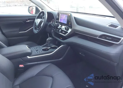 2024 Toyota Highlander Xle из США, поврежденный, VIN 5TDKDRBHXRS555696